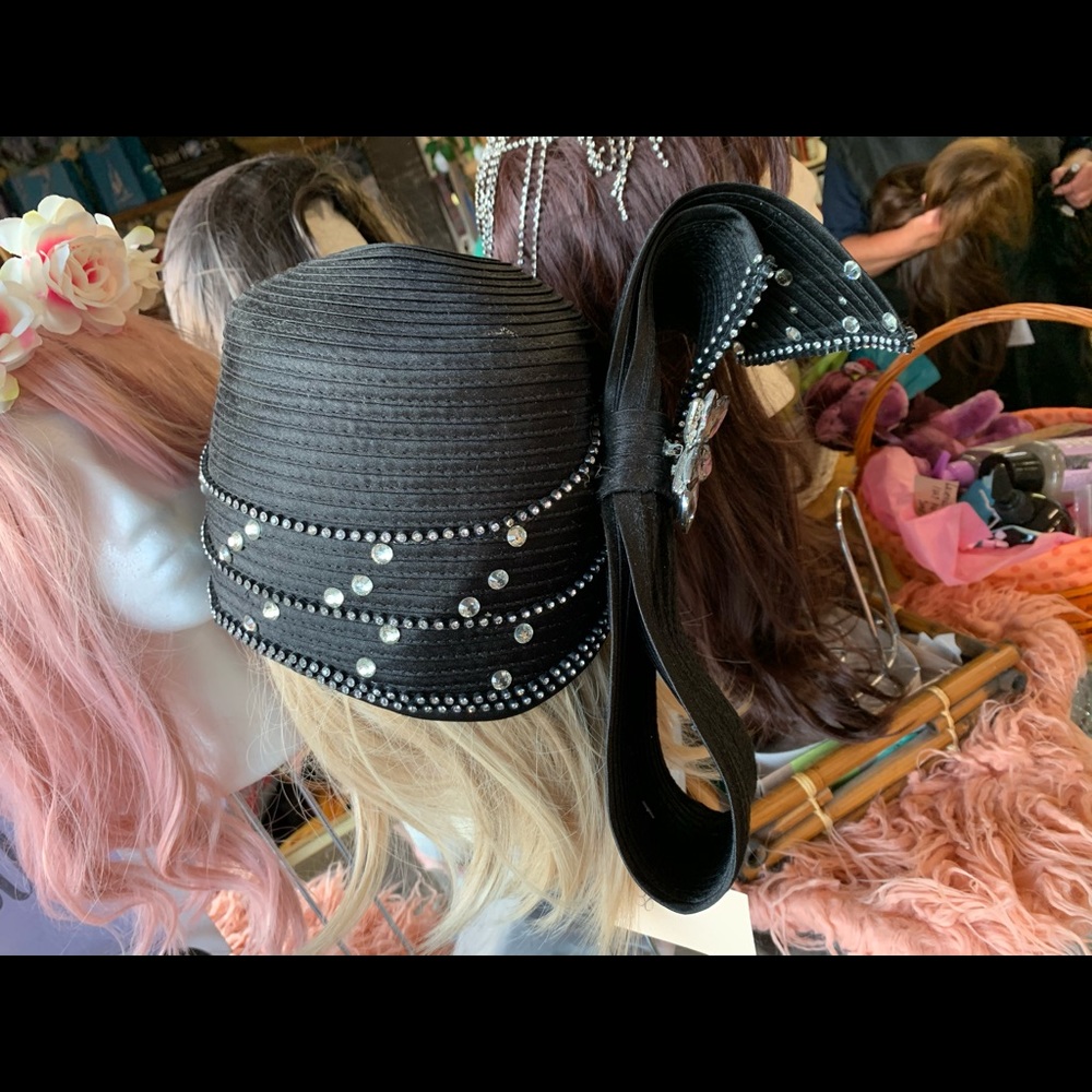 Black elegant hat - Picture 6 of 7